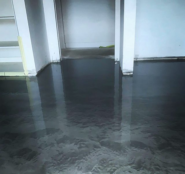 Durable epoxy floor coating
