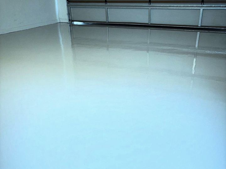 Solid-colour garage floor coating by CHA in Melbourne